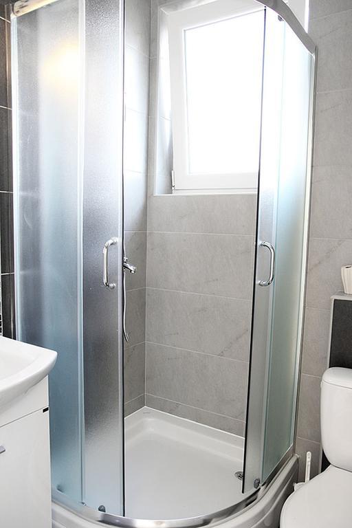 Swiss Residence Montenegro ヘルツェグ・ノヴィ 部屋 写真
