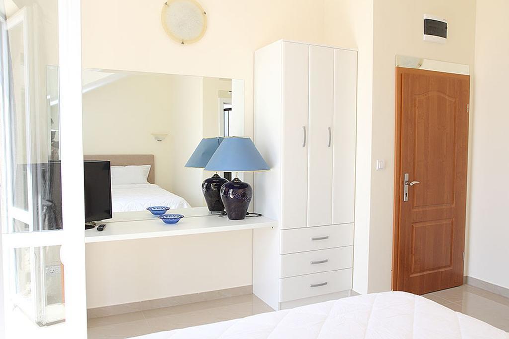 Swiss Residence Montenegro ヘルツェグ・ノヴィ 部屋 写真