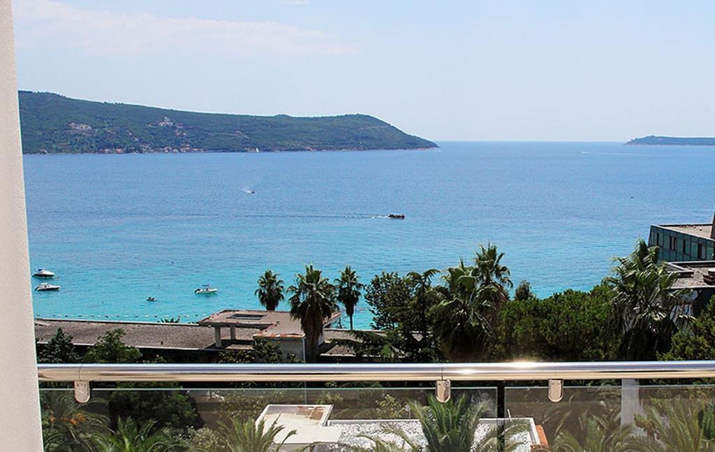 Swiss Residence Montenegro ヘルツェグ・ノヴィ エクステリア 写真
