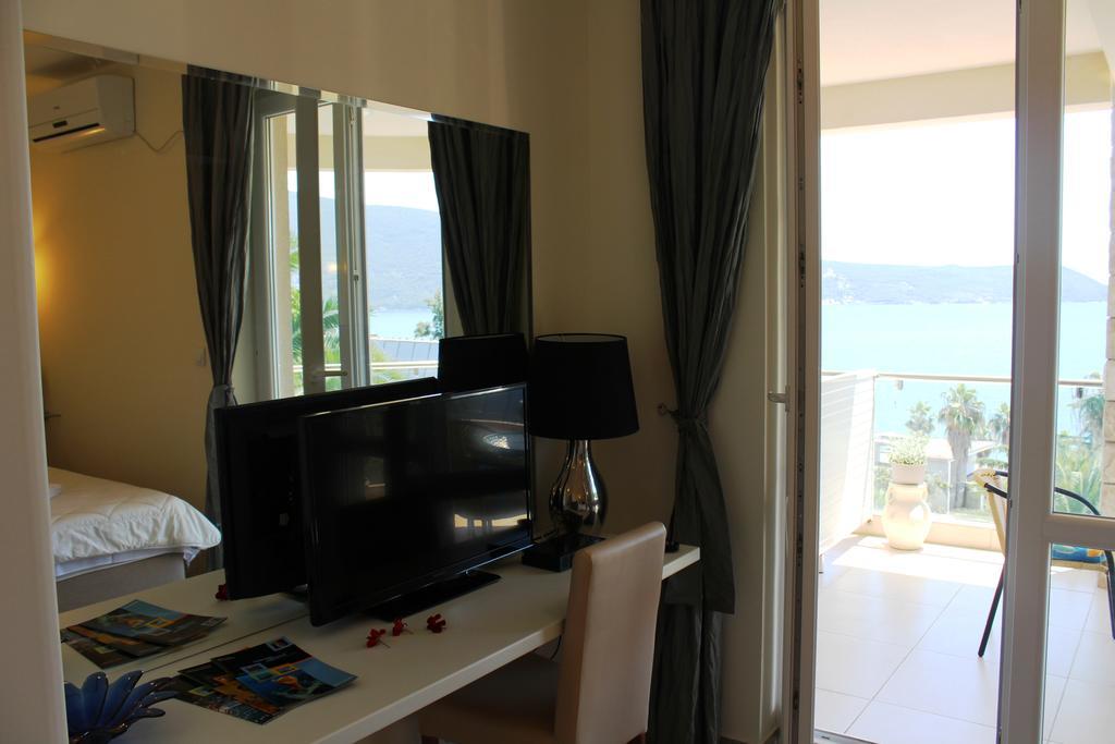 Swiss Residence Montenegro ヘルツェグ・ノヴィ エクステリア 写真